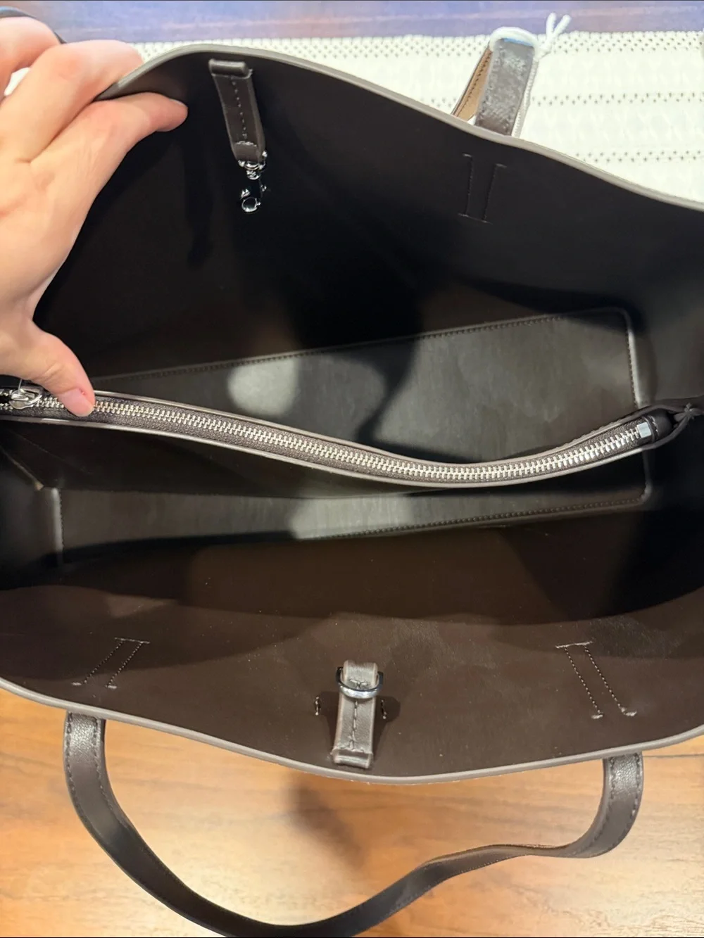 LIMITED EDITION - Tory Burch Suede Tote in Taupe Brown